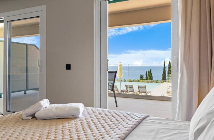 Apartment with Sea View